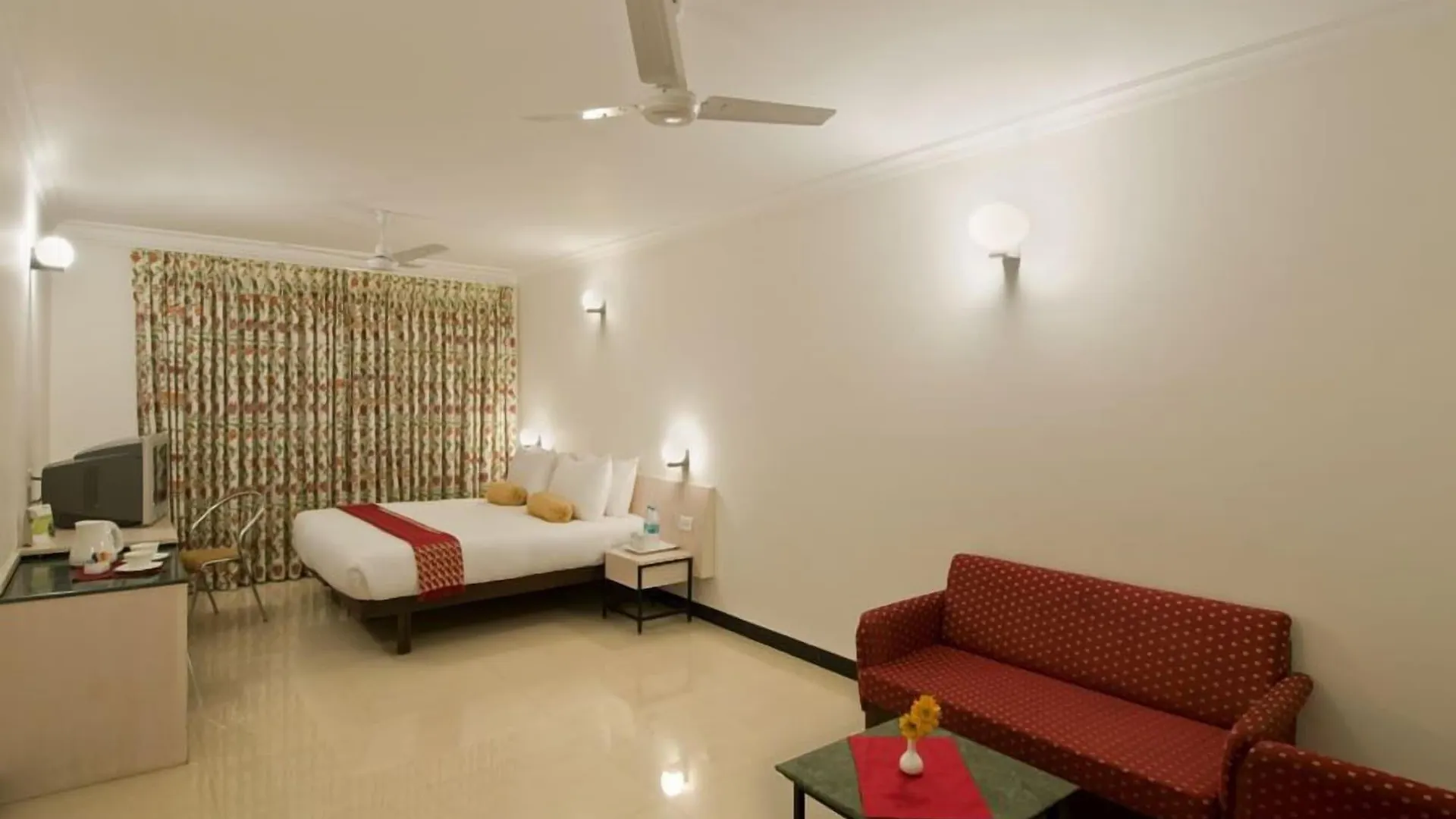 Grand Hotel Agra   Agra (Uttar Pradesh)