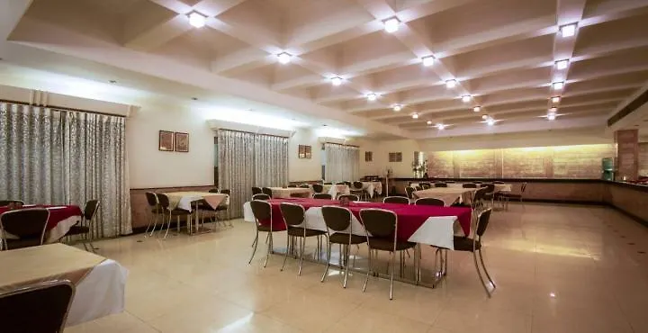 Grand Hotel Agra  3*, Agra (Uttar Pradesh) India